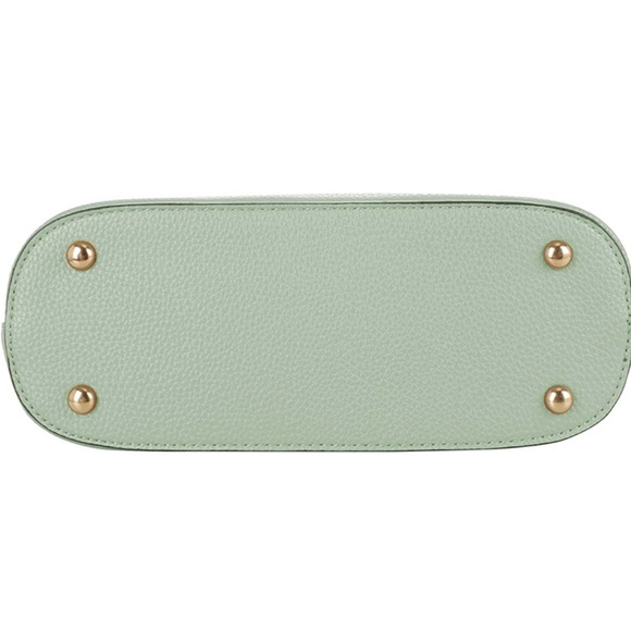 ๐๐๐ NWT! Mint green. Lightweight Medium Dome Crossbody Bag Shoulder Bag - Picture 5 of 5